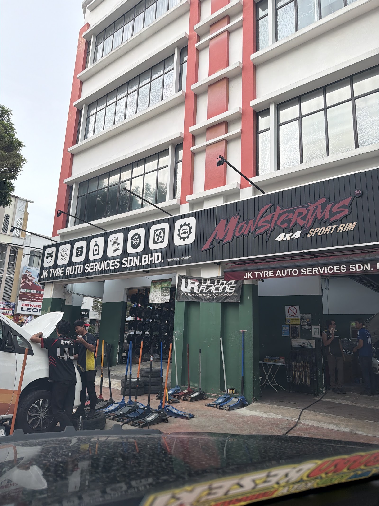 JK TYRE AUTO SERVICES SDN. BHD. 7